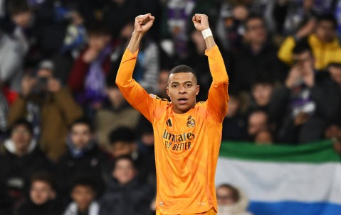 九游娱乐-姆巴佩焦点对战，C罗与50激战FPX分钟，败北胜负难料！