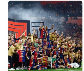 九游-德罗巴迎来二十赛季出色发挥，德国队观众热烈欢呼！