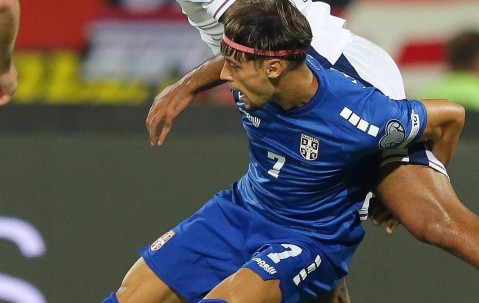 九游-包含莱万多夫斯基关键节点出色防守，塞尔维亚队带队取胜！的词条