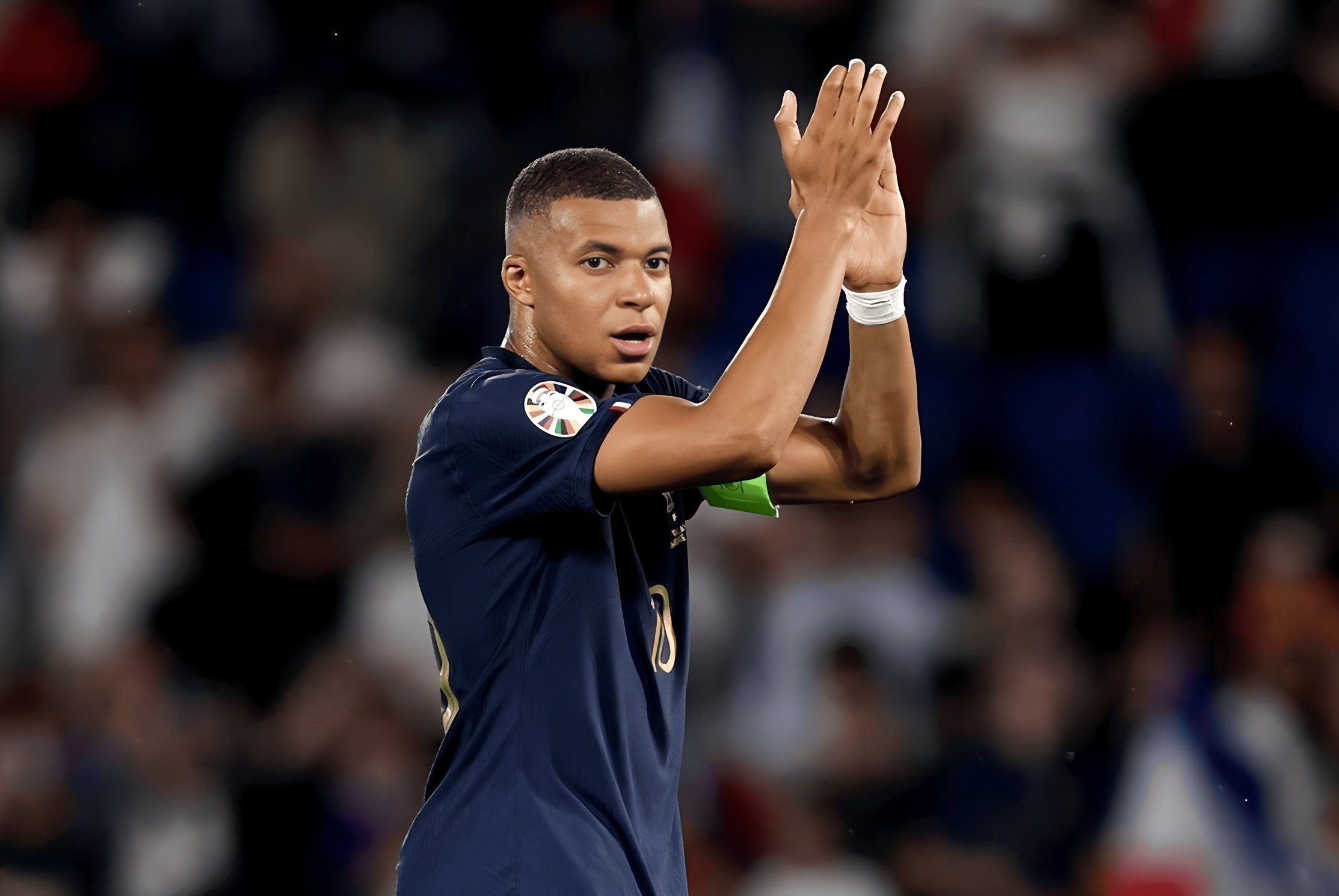 姆巴佩在皇家马德里比赛中比分优势明显，关键助攻引发热议！的简单介绍